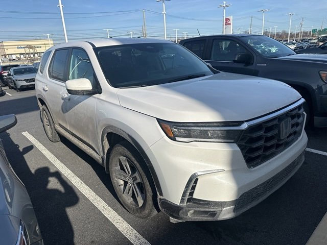 Used 2023 Honda Pilot EX-L image 13