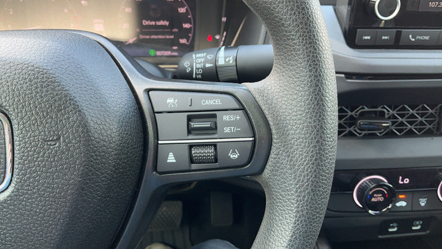 Used 2025 Honda Accord LX image 12