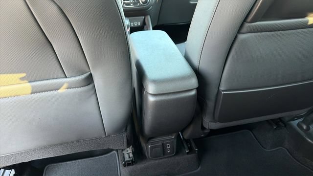 Used 2022 Chevrolet TrailBlazer RS w/ Sun and Liftgate Package FWD image 21