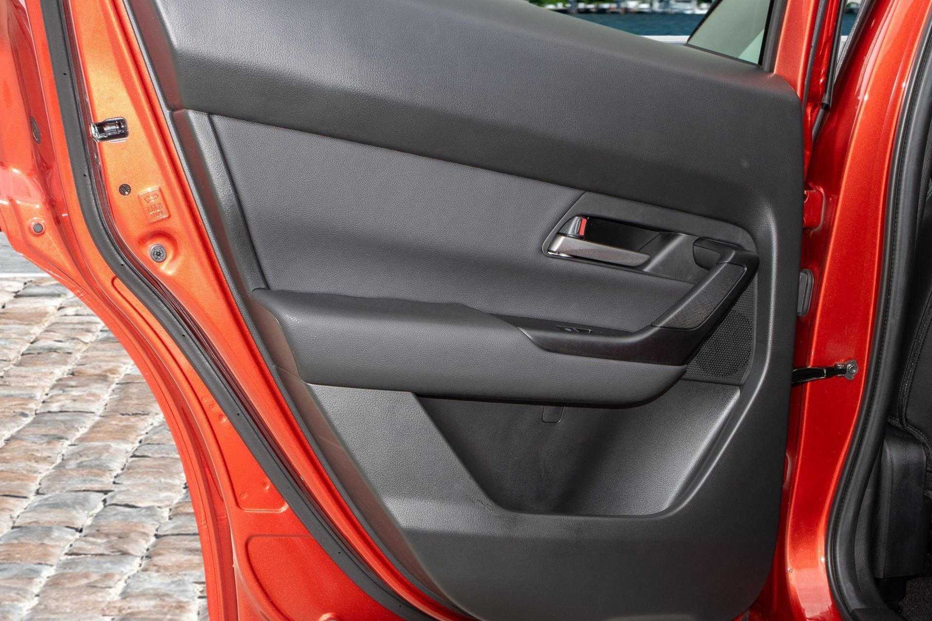 Certified 2025 MAZDA CX-50 AWD 2.5 S w/ Premium Package image 16