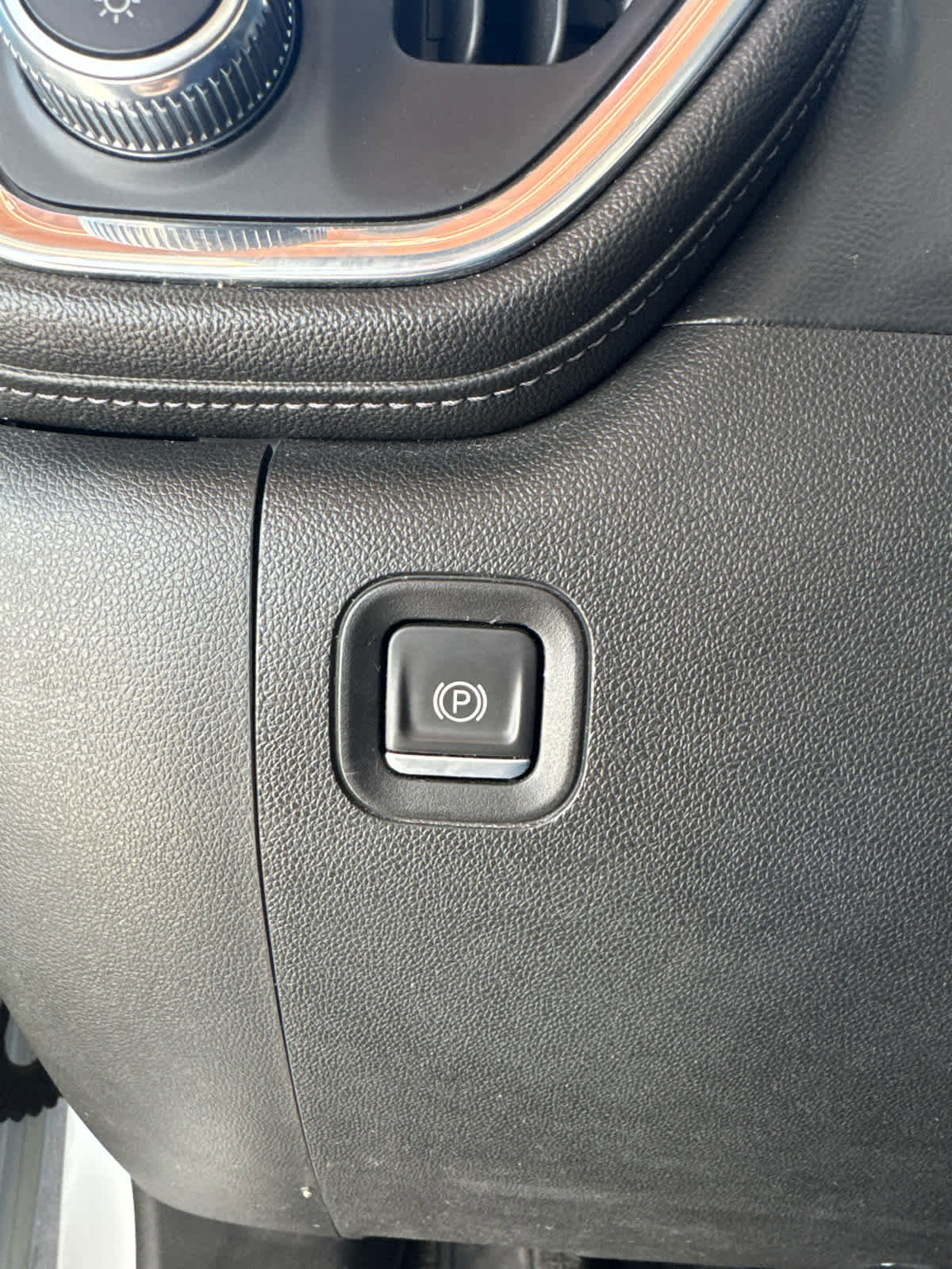 Used 2021 GMC Sierra 2500 SLE w/ SLE Convenience Package image 29