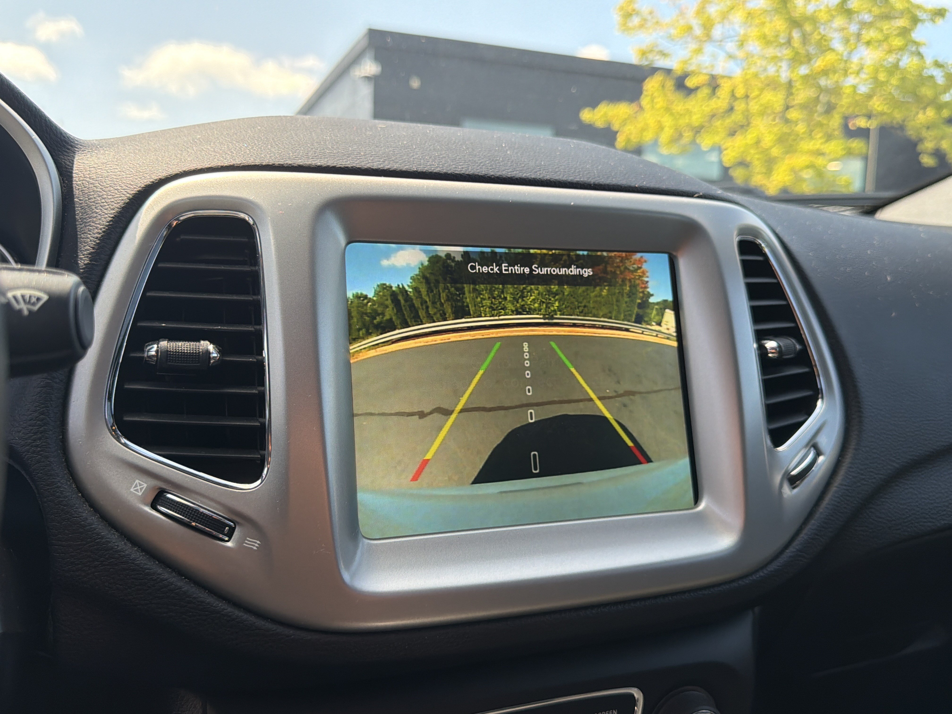Used 2020 Jeep Compass High Altitude AWD/4WD image 21