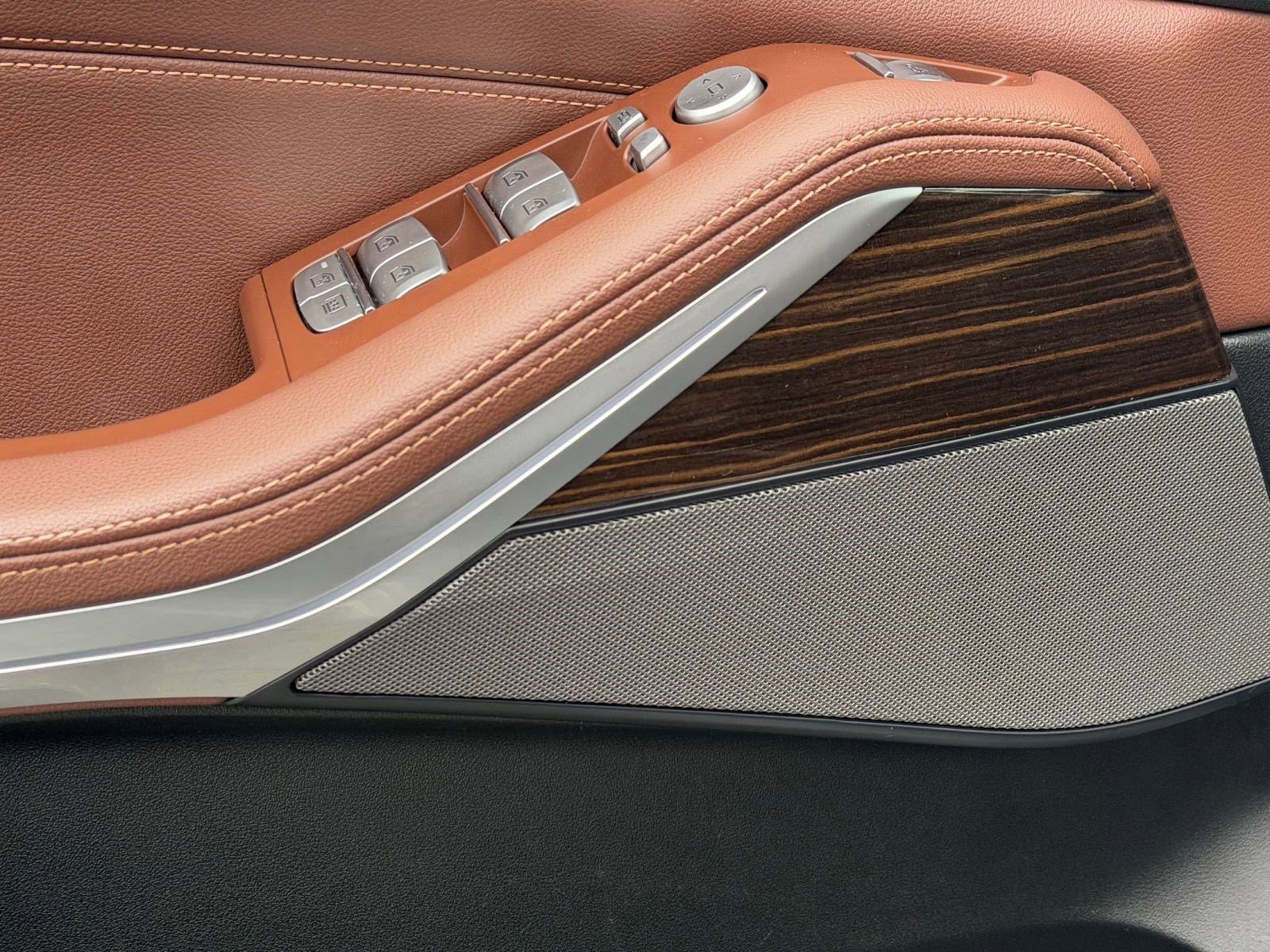 Used 2020 BMW X7 xDrive40i w/ Premium Package image 22