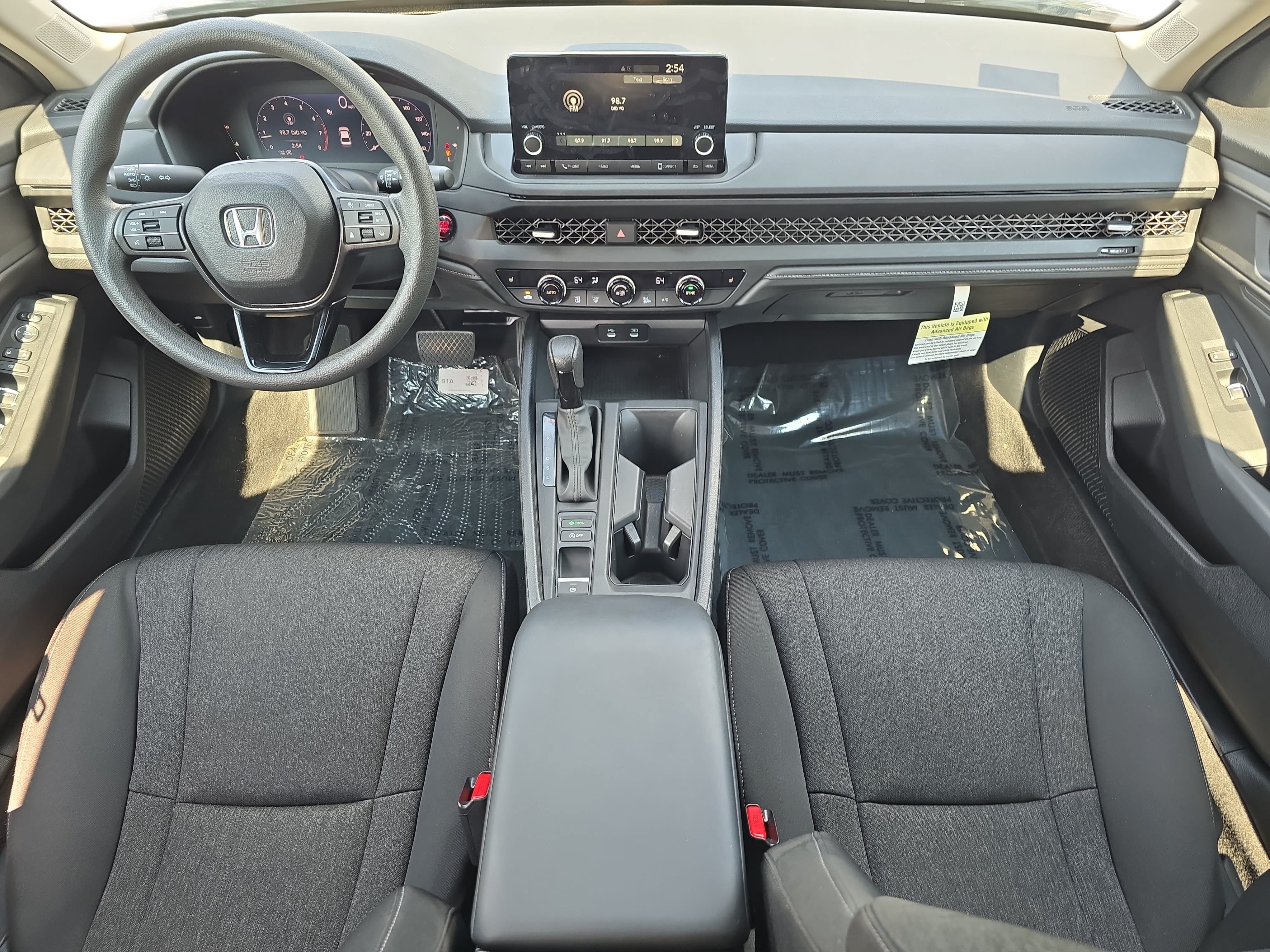 Certified 2025 Honda Accord SE image 9