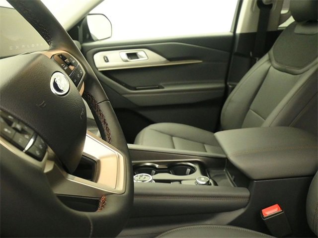 New 2026 Ford Explorer Active w/ Active Comfort Package image 19