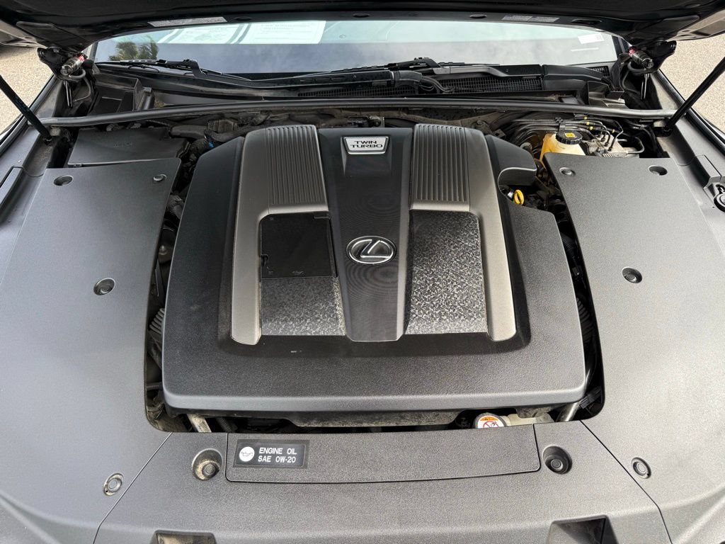 Used 2019 Lexus LS 500 w/ Accessory Package (Z2) RWD image 15