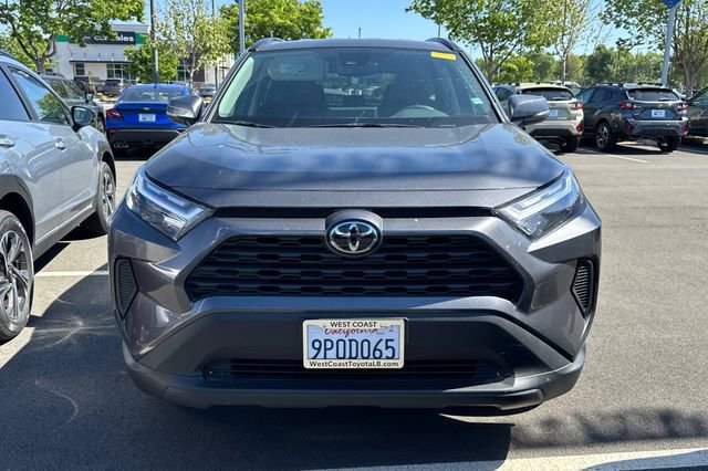 Used 2024 Toyota RAV4 XLE image 3
