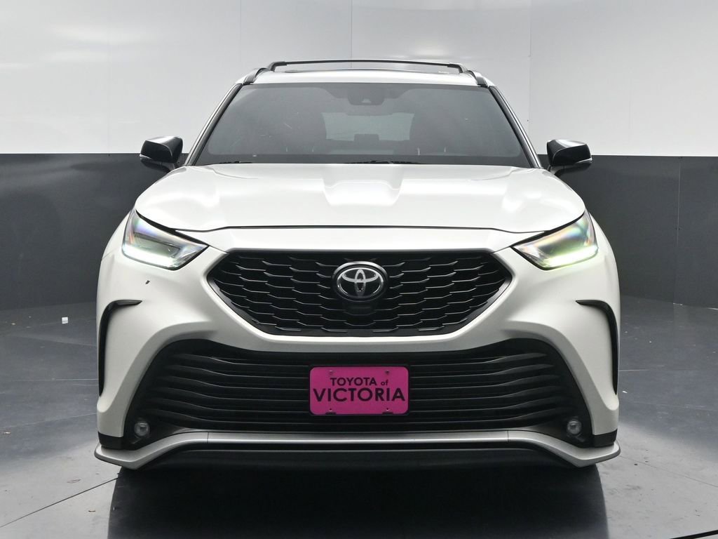 Used 2021 Toyota Highlander XSE image 18