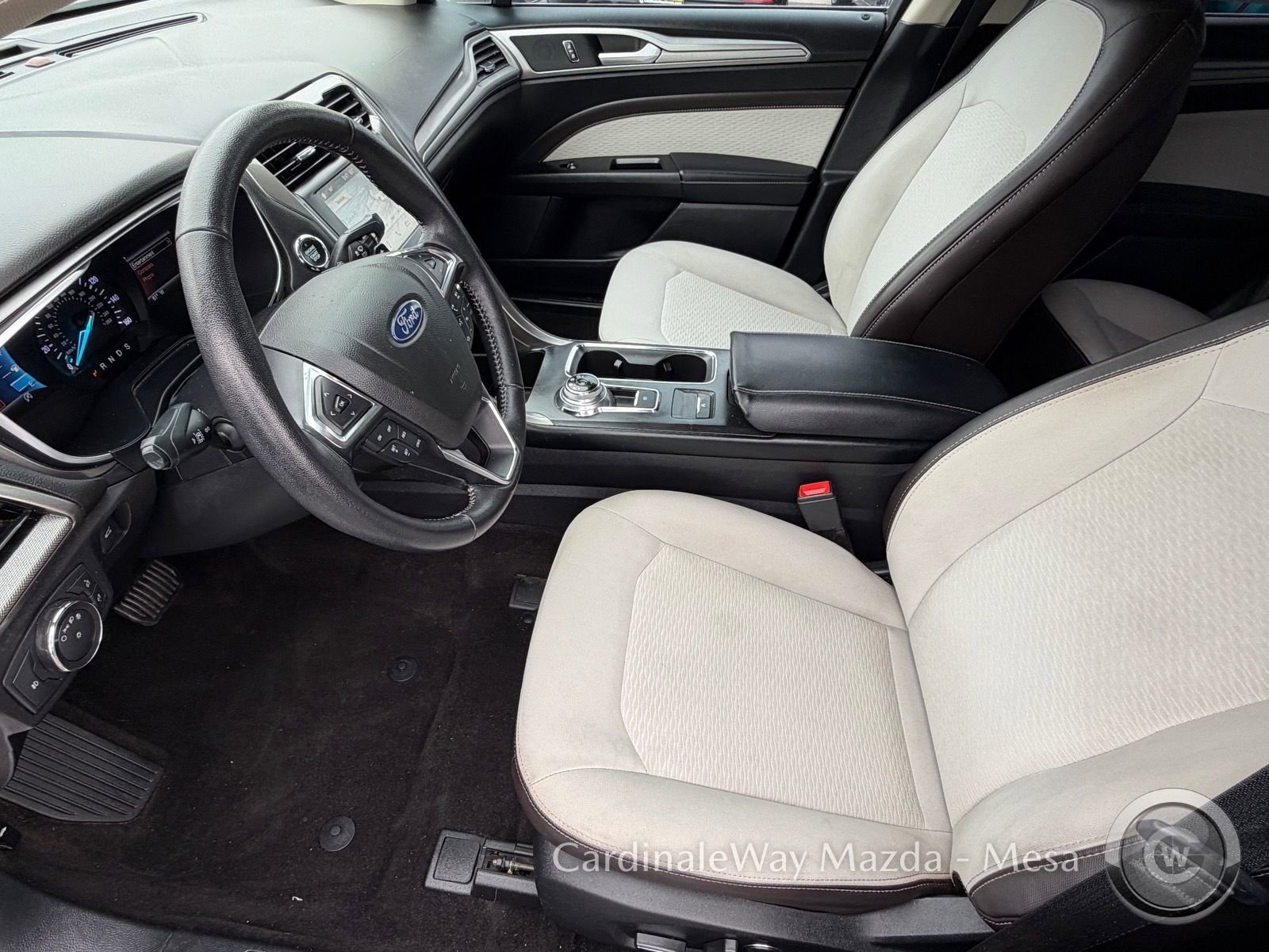 Used 2019 Ford Fusion SE w/ Equipment Group 151A image 16