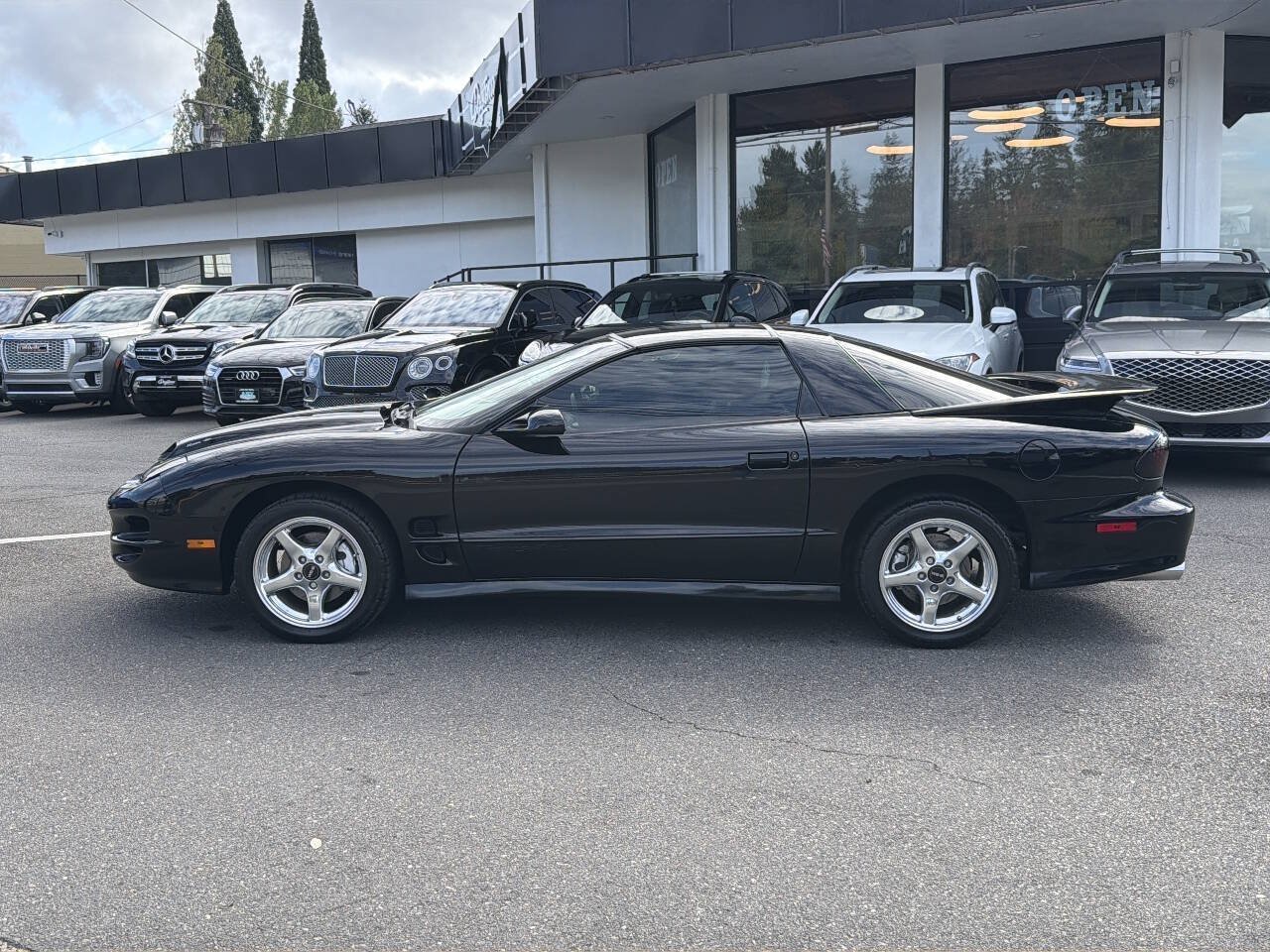 Used 2000 Pontiac Firebird Formula RWD image 2