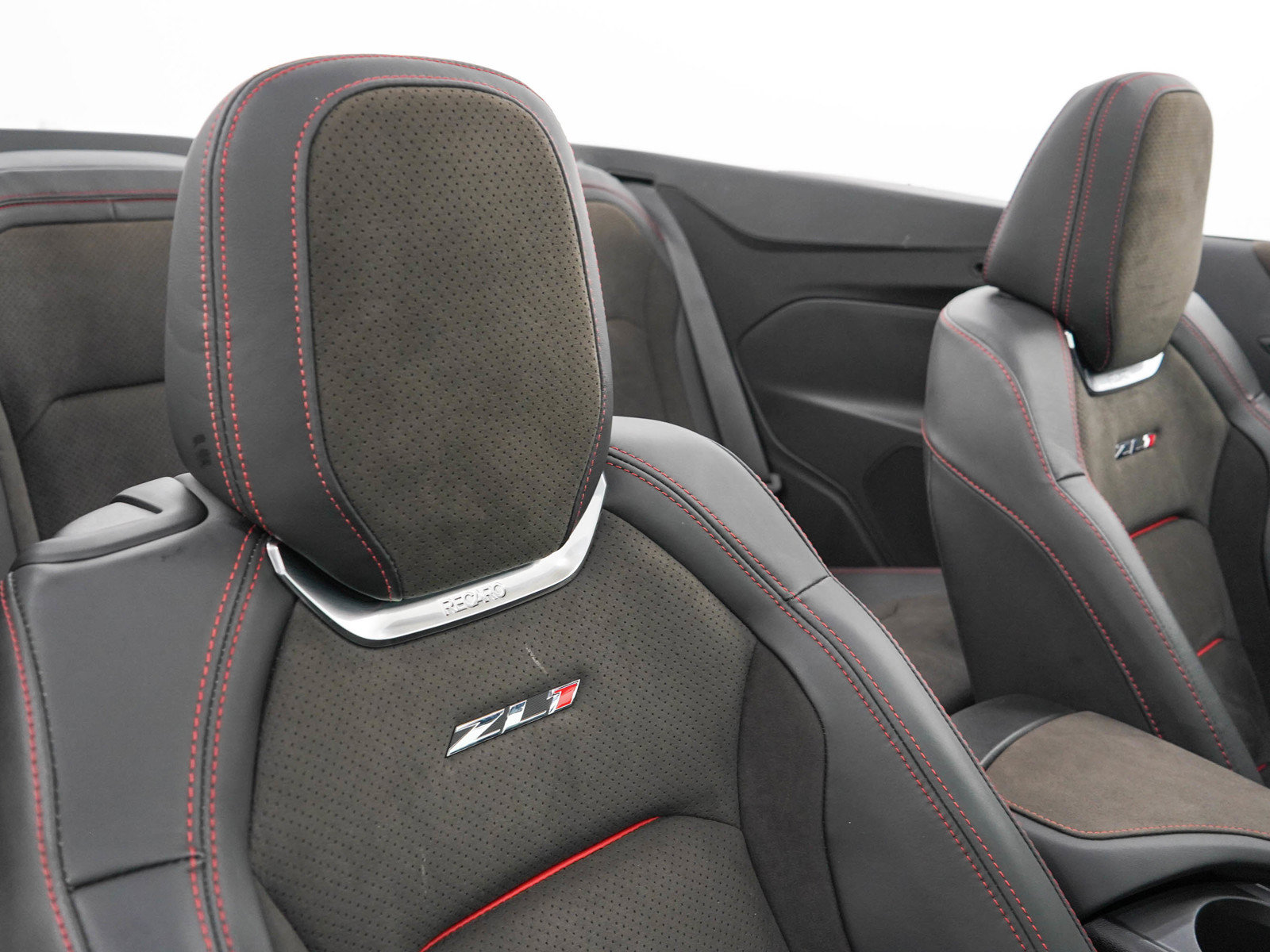 Used 2023 Chevrolet Camaro ZL1 RWD image 11