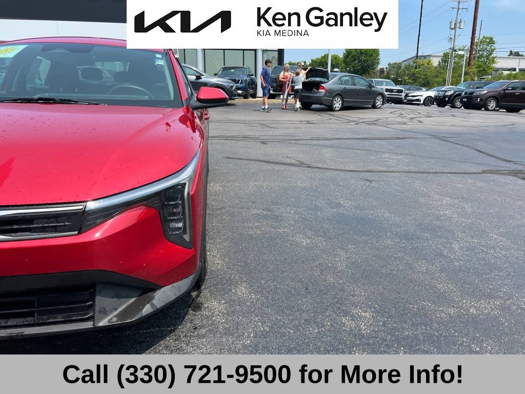 Certified 2025 Kia K4 FWD image 21