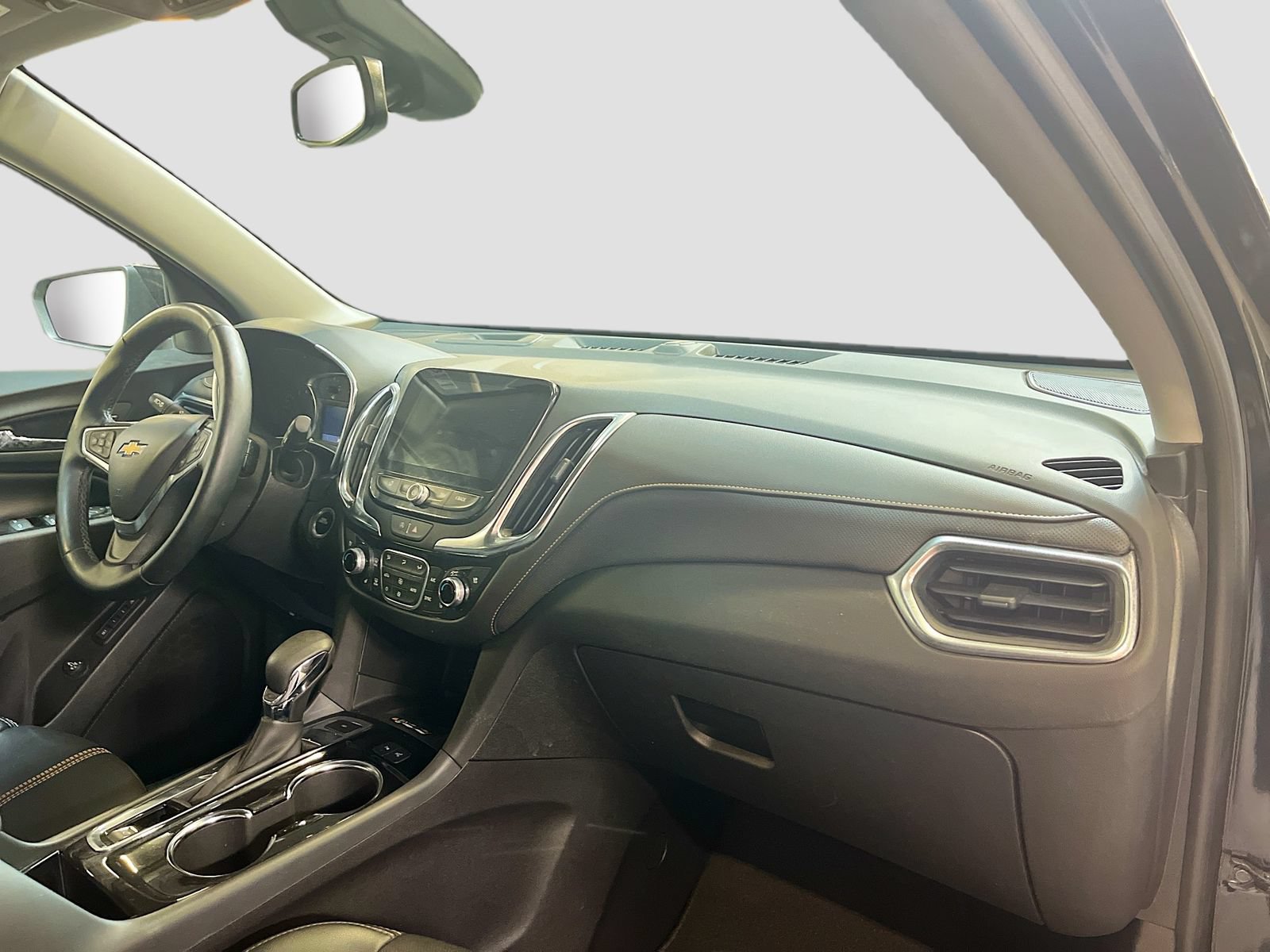 Used 2024 Chevrolet Equinox Premier AWD/4WD image 28