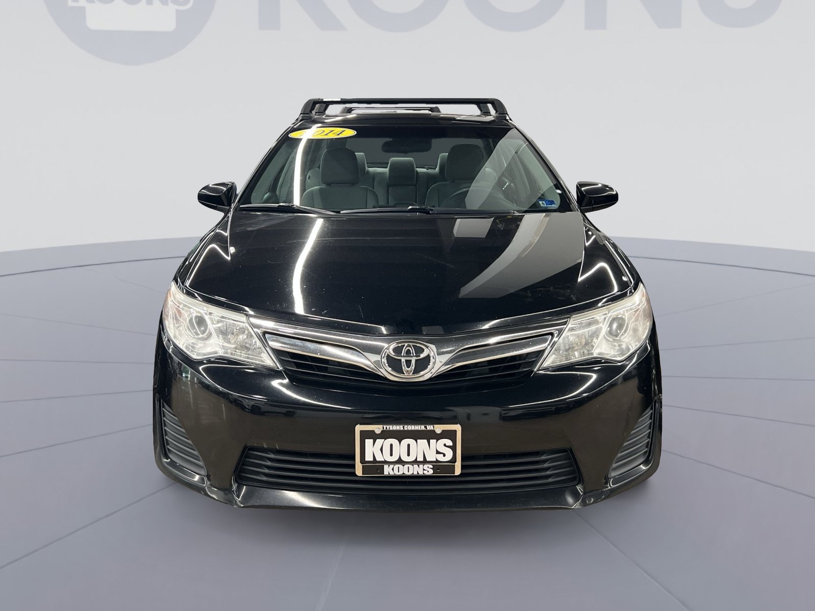 Used 2014 Toyota Camry LE w/ Moonroof Package FWD image 5