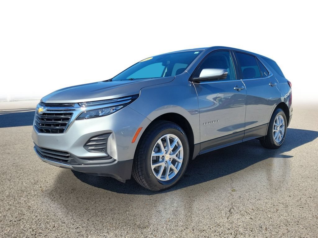 Used 2024 Chevrolet Equinox LT AWD/4WD image 2