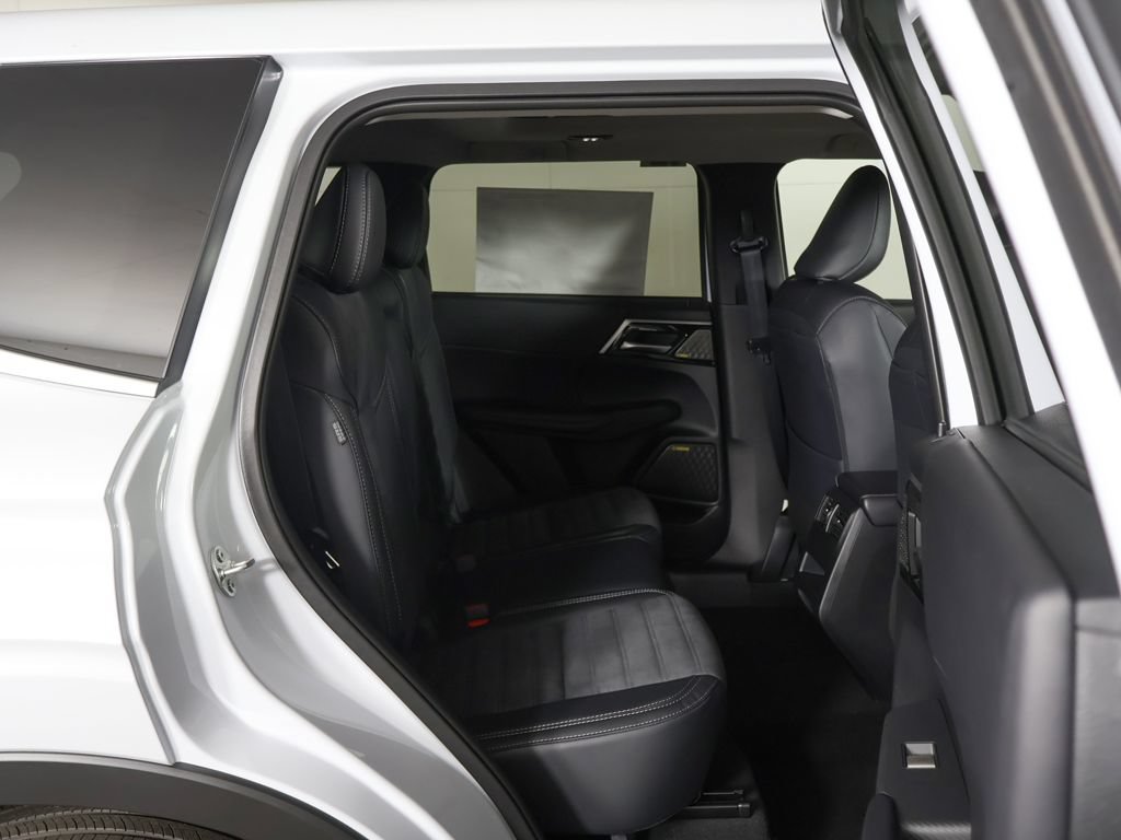 New 2026 Mitsubishi Outlander SE AWD/4WD image 34