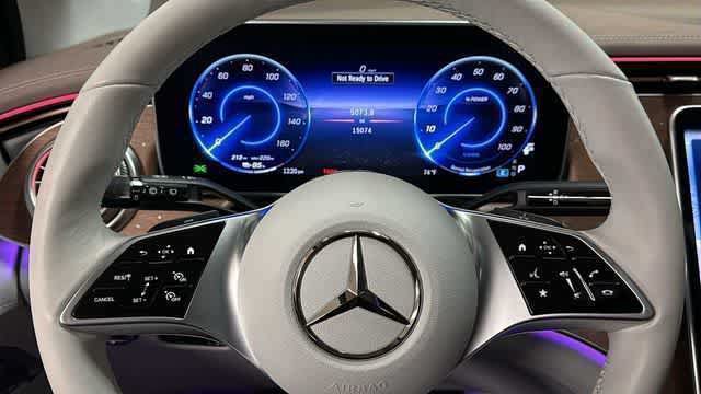 Used 2023 Mercedes-Benz EQE 350+ 4MATIC SUV image 18