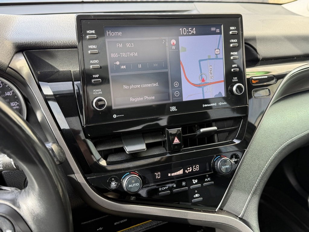 Used 2021 Toyota Camry XSE image 11