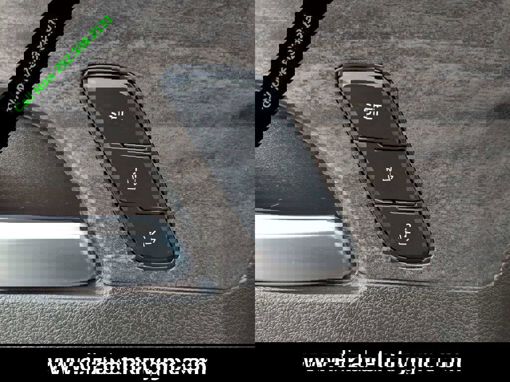 Used 2020 Hyundai Santa Fe Limited w/ Cargo Package image 25