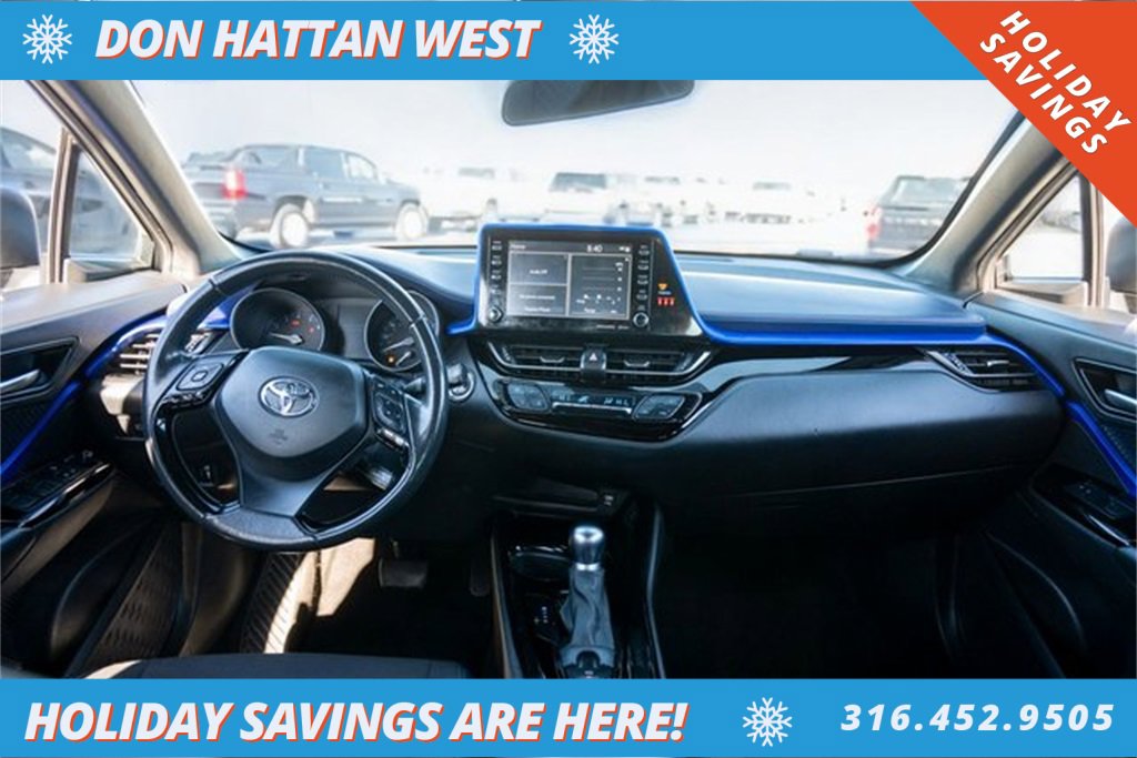 Used 2021 Toyota C-HR XLE image 3