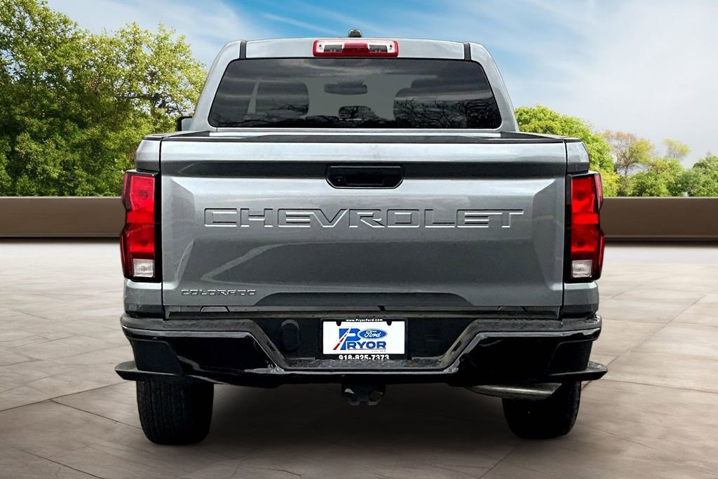 Used 2023 Chevrolet Colorado W/T image 2