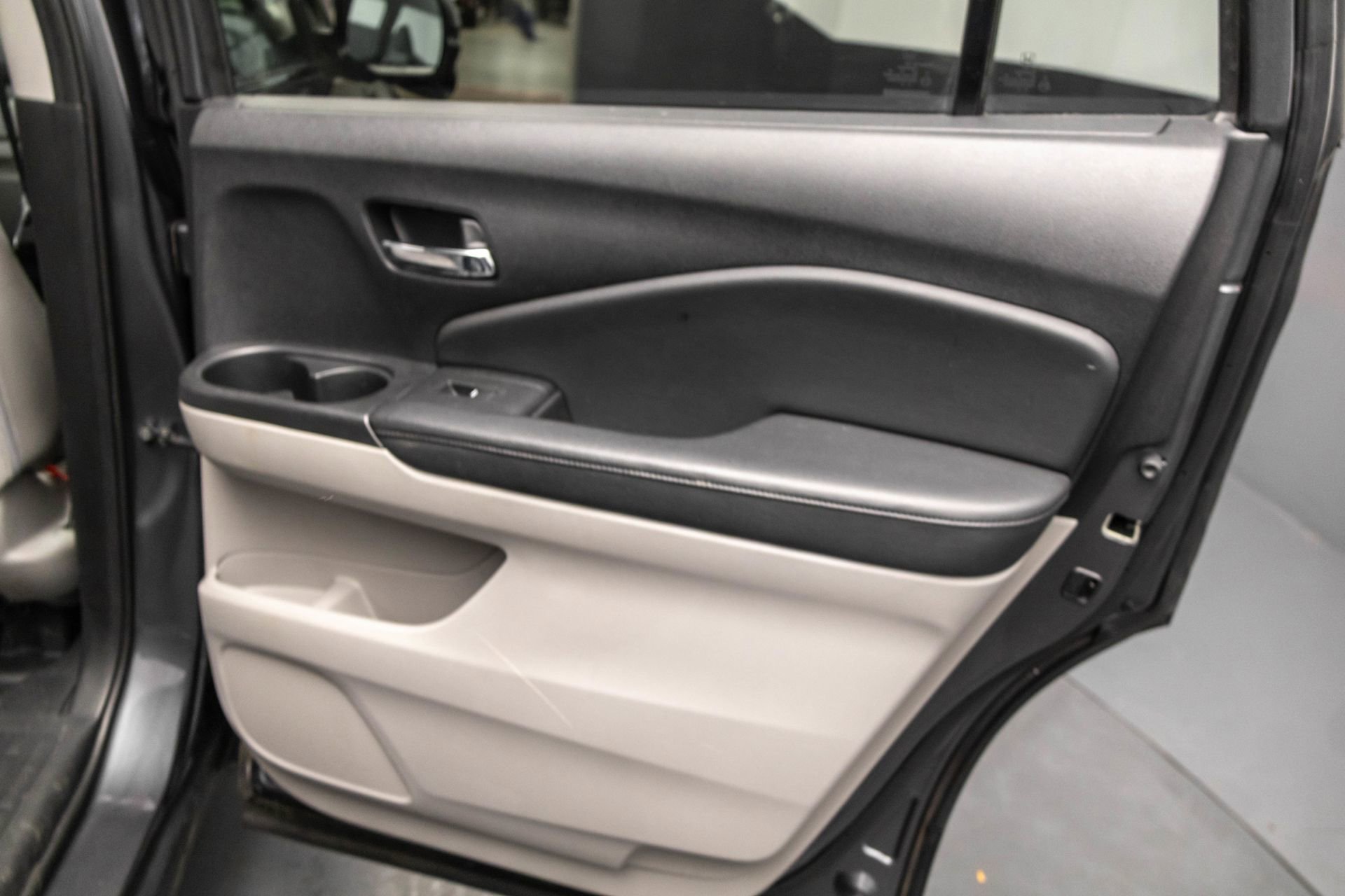 Used 2018 Honda Pilot EX-L image 35