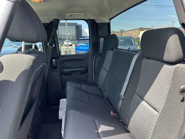 Used 2011 Chevrolet Silverado 1500 LT w/ All-Star Edition RWD image 12