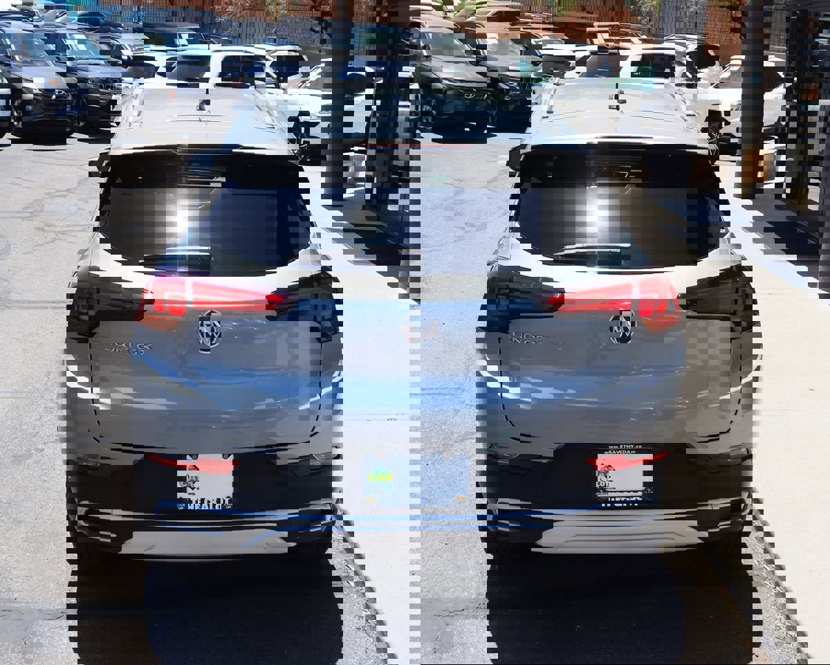 Used 2023 Buick Encore GX Select image 10