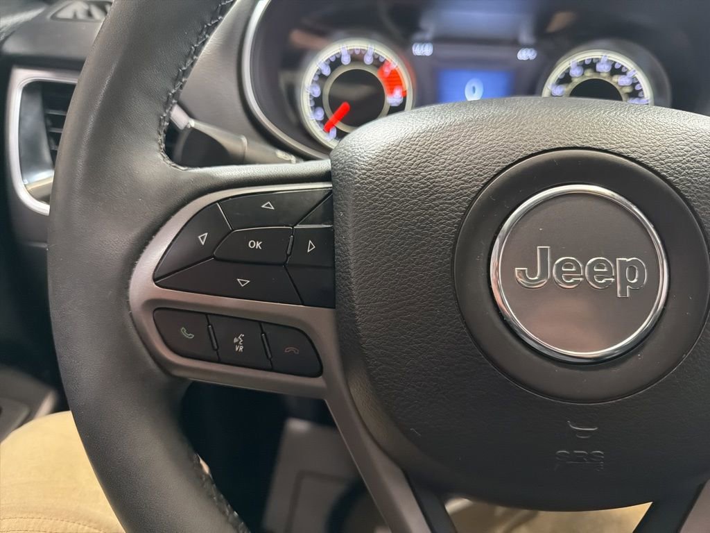 Used 2022 Jeep Cherokee Limited image 24