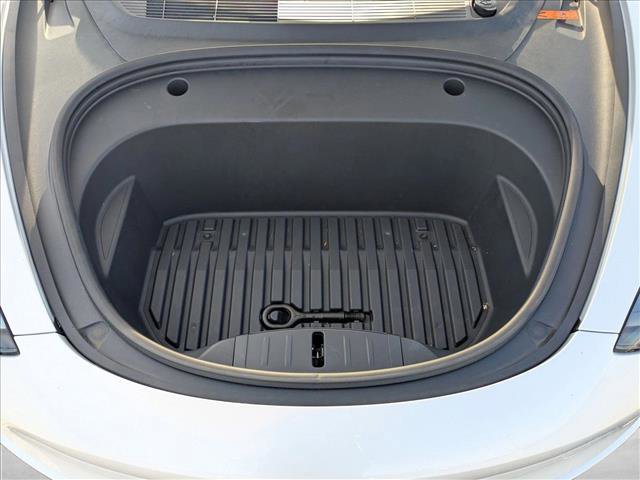 Used 2021 Tesla Model 3 Standard Range Plus image 22