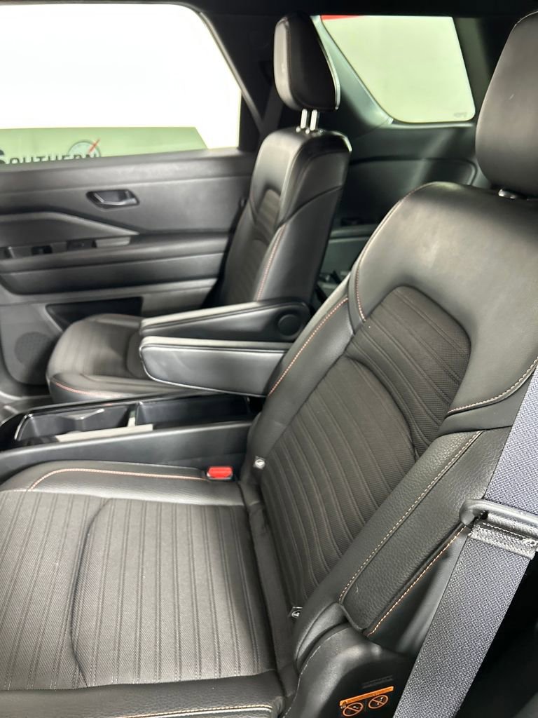Used 2023 Nissan Pathfinder Rock Creek image 16