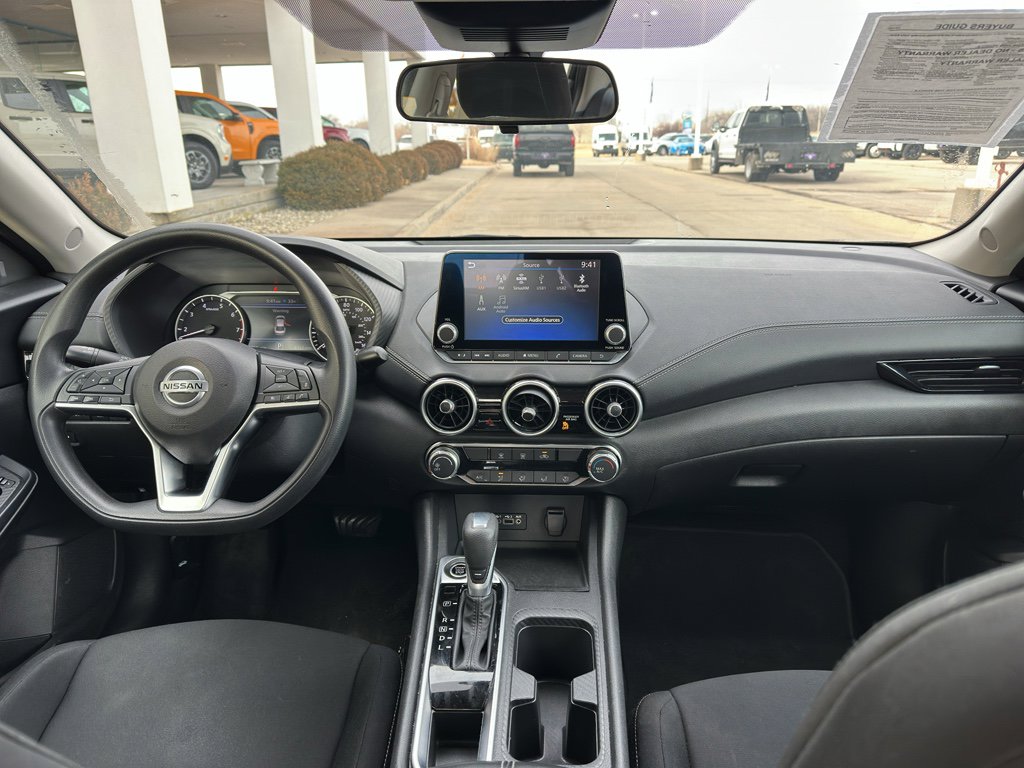 Used 2023 Nissan Sentra SV image 11