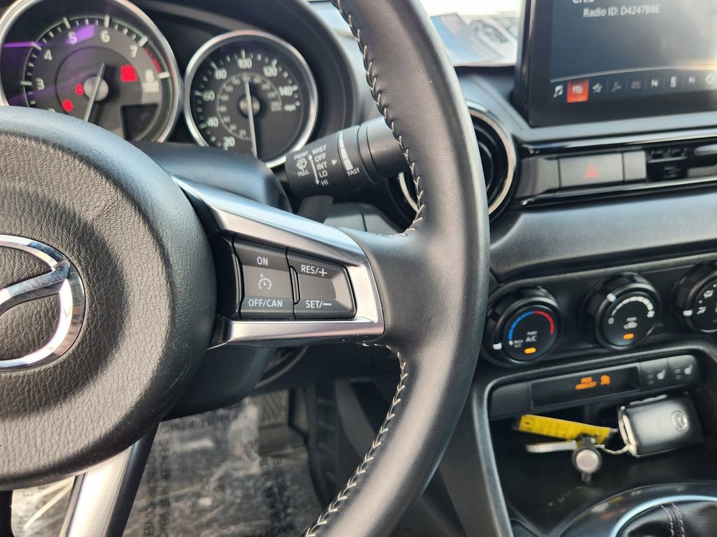 Used 2023 MAZDA MX-5 Miata Club image 19