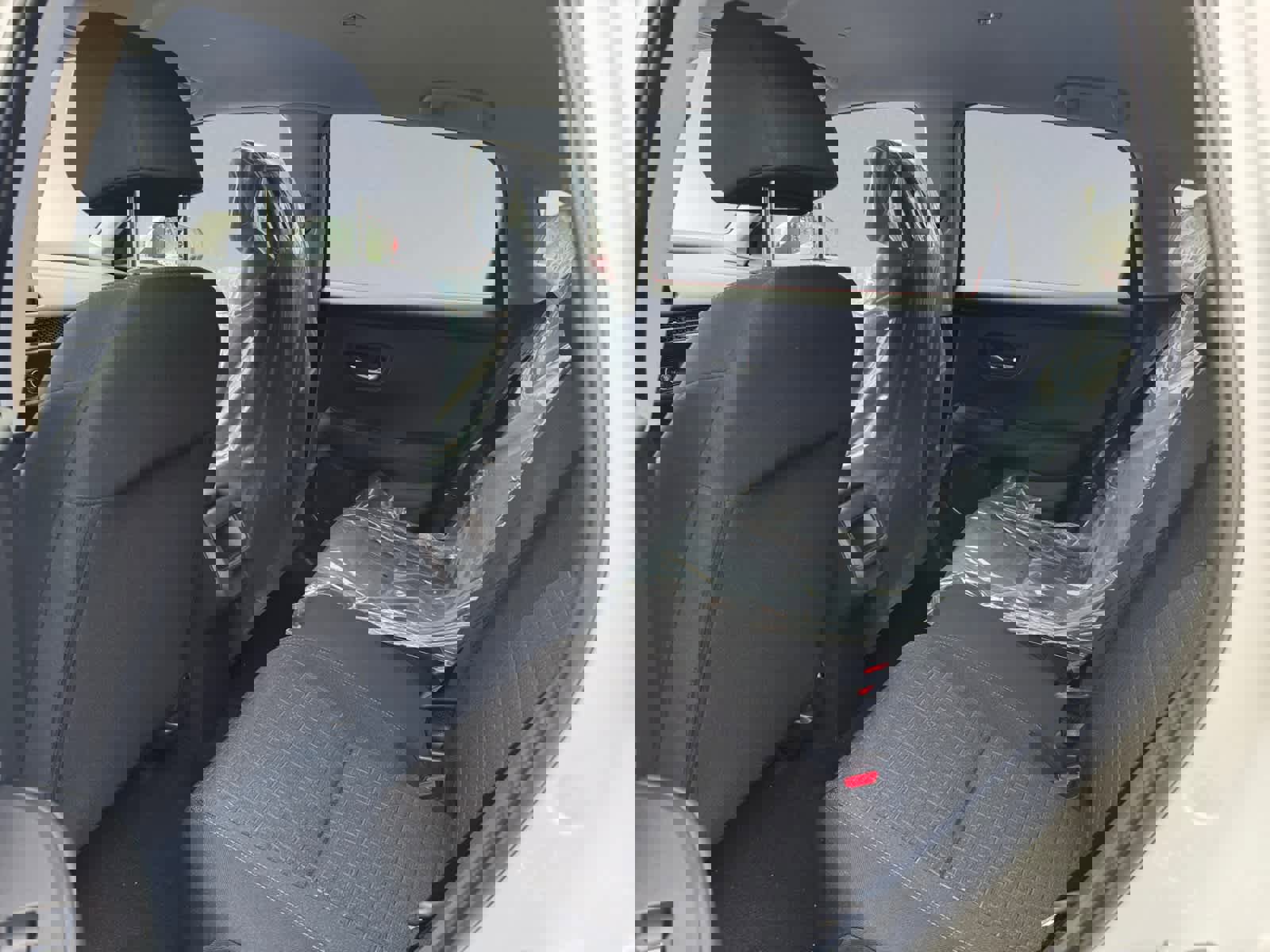 New 2026 Honda HR-V LX image 18