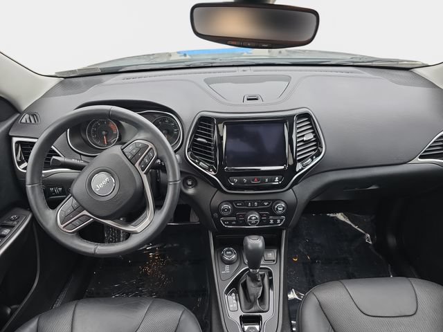 Used 2019 Jeep Cherokee Limited w/ Luxury Group AWD/4WD image 10