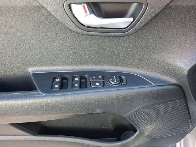 Used 2023 Kia Rio LX image 12