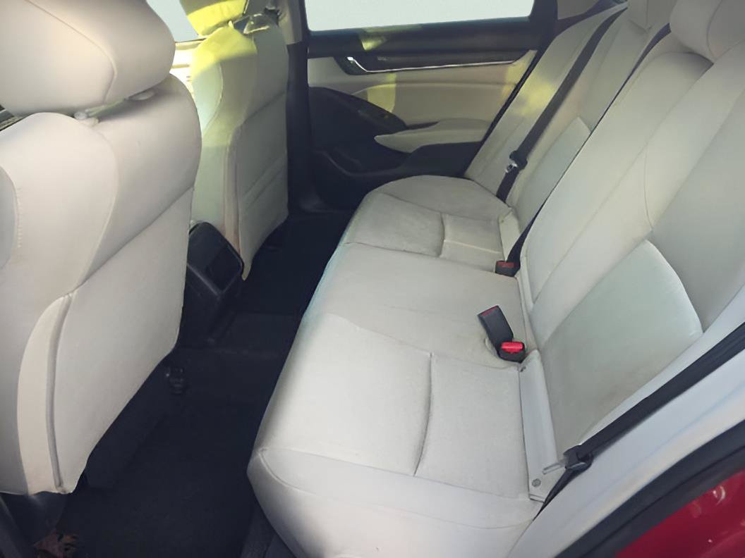 Used 2018 Honda Accord LX image 9