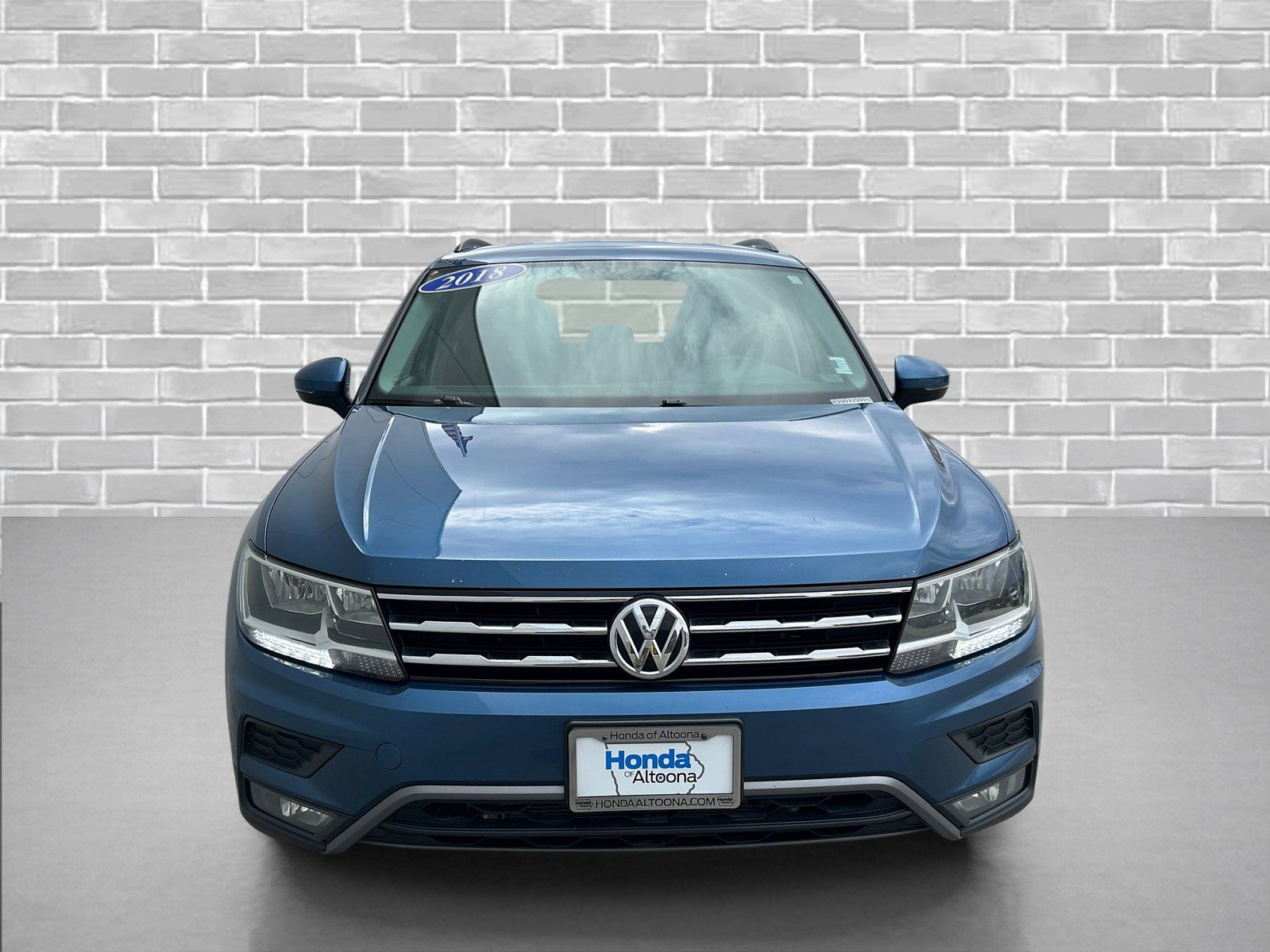 Used 2018 Volkswagen Tiguan S image 7