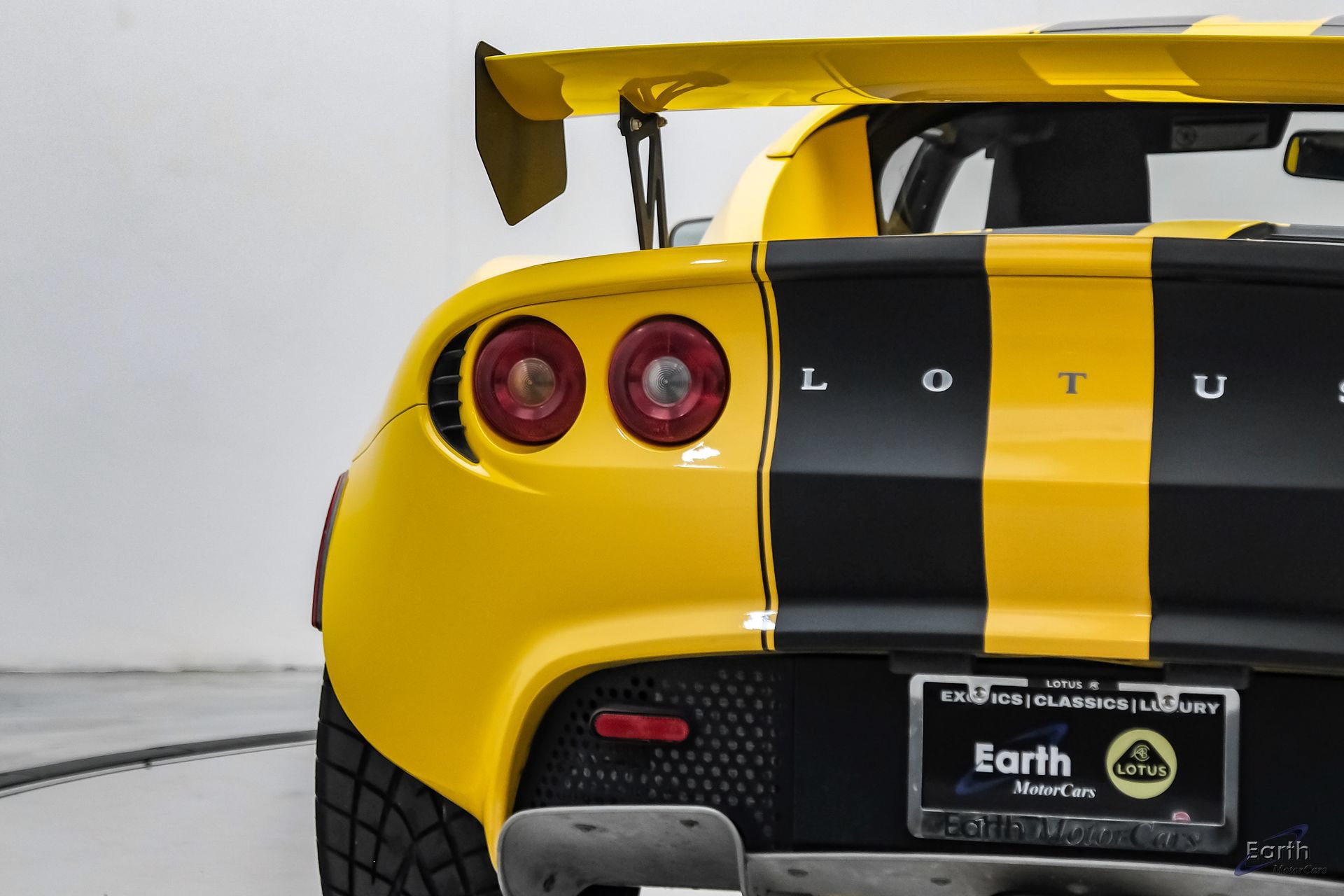 Used 2005 Lotus Elise RWD image 17