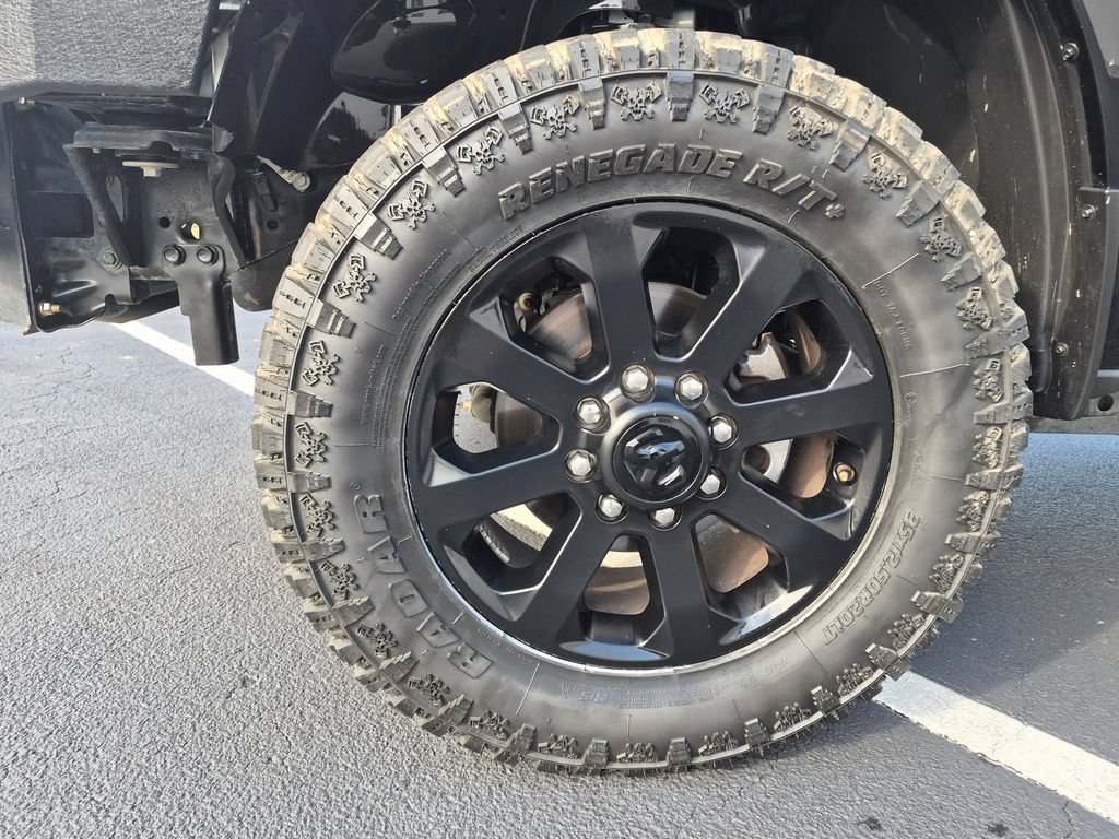 Used 2024 RAM 2500 Tradesman w/ Chrome Appearance Group AWD/4WD image 22