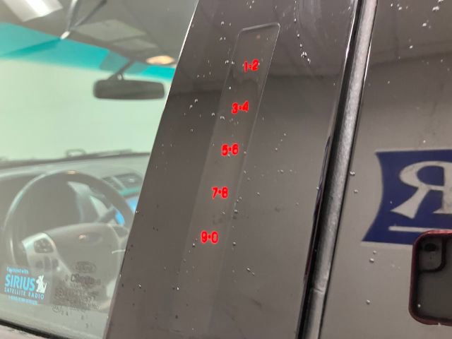 Used 2014 Ford Explorer XLT w/ Equipment Group 201A AWD/4WD image 21