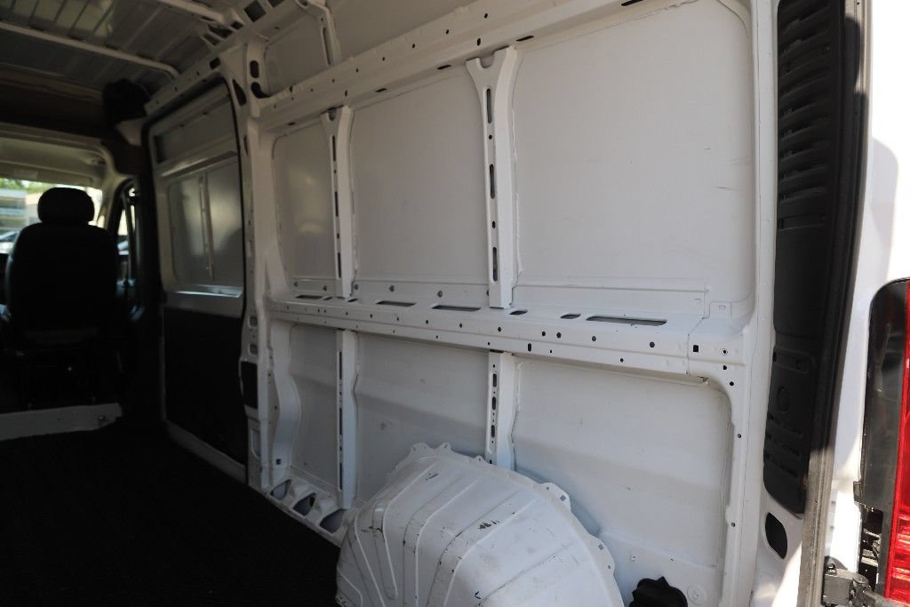 Used 2024 RAM ProMaster 2500 w/ Convenience Group FWD image 41