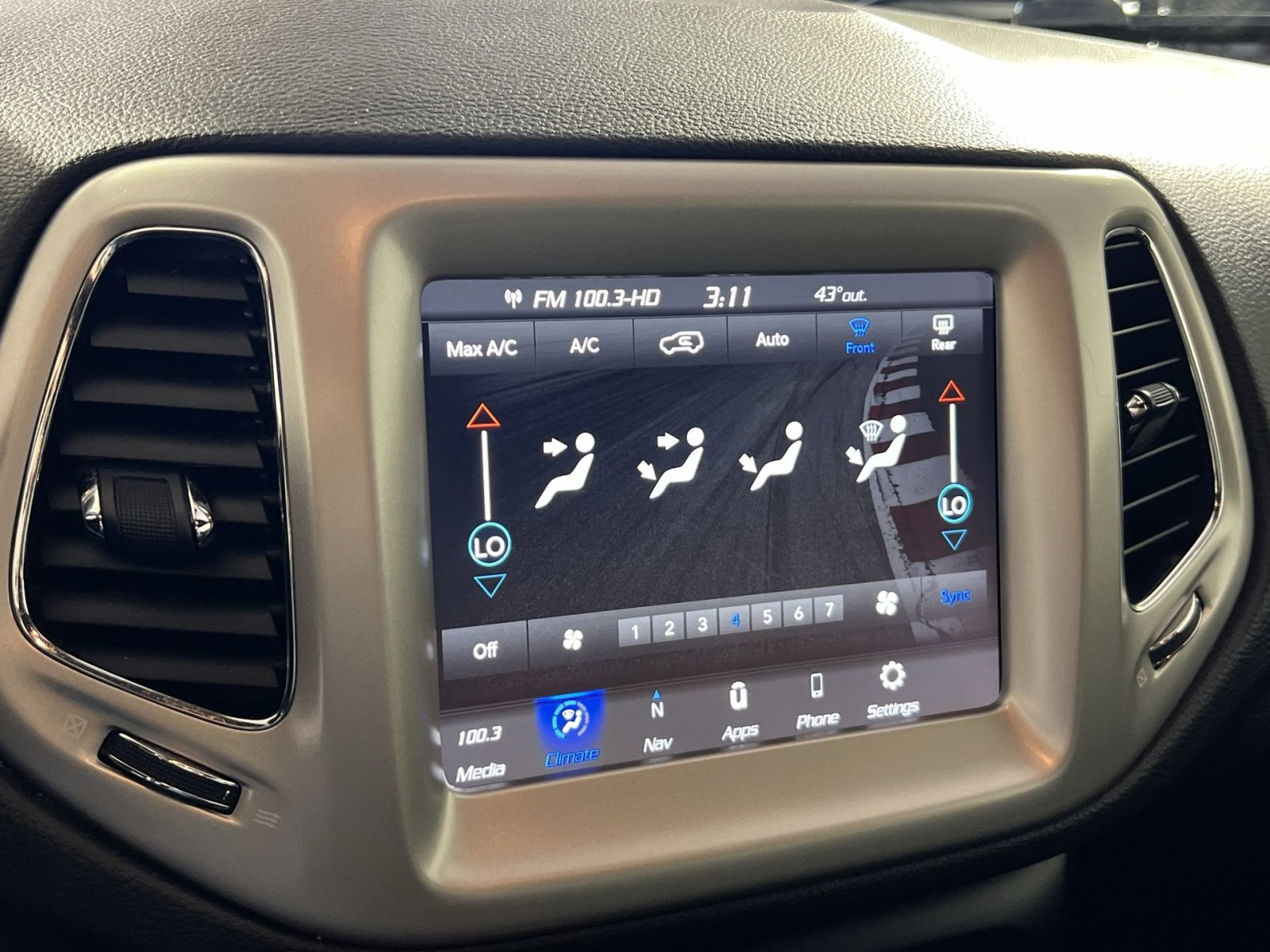 Used 2021 Jeep Compass 80th Special Edition image 21