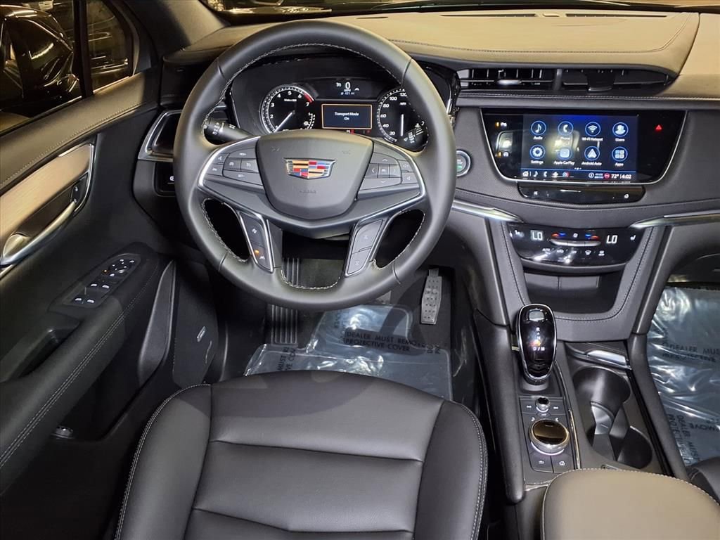 New 2026 Cadillac XT5 Luxury image 10