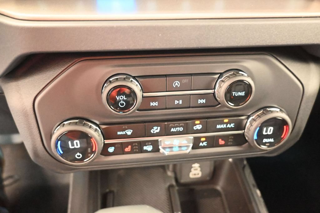 New 2026 Ford Bronco Outer Banks AWD/4WD image 3