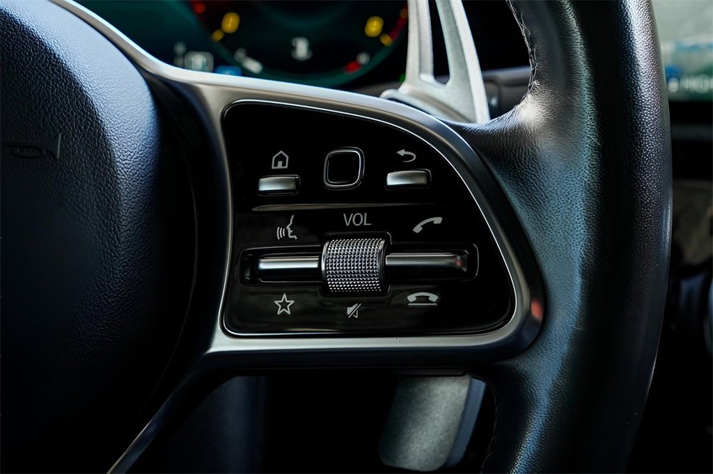 Used 2023 Mercedes-Benz CLA 250 4MATIC image 34