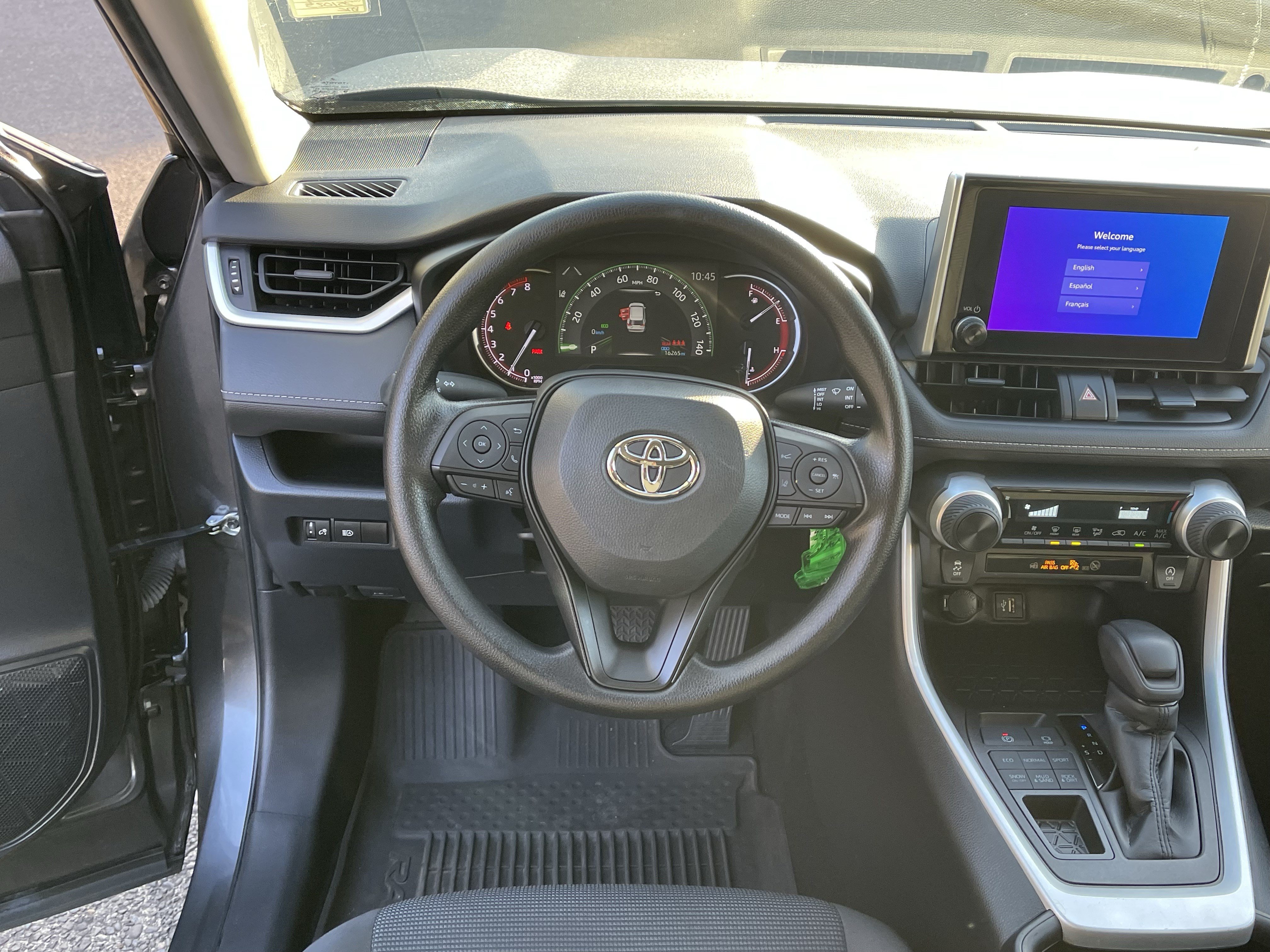 Certified 2023 Toyota RAV4 LE AWD/4WD image 11