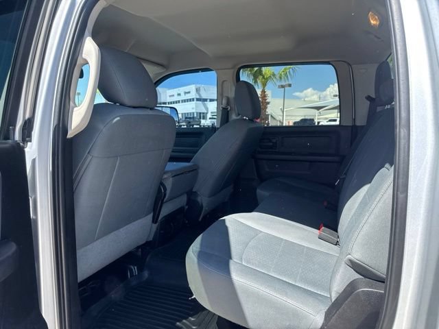 Used 2016 RAM 3500 Tradesman w/ Chrome Appearance Group AWD/4WD image 8