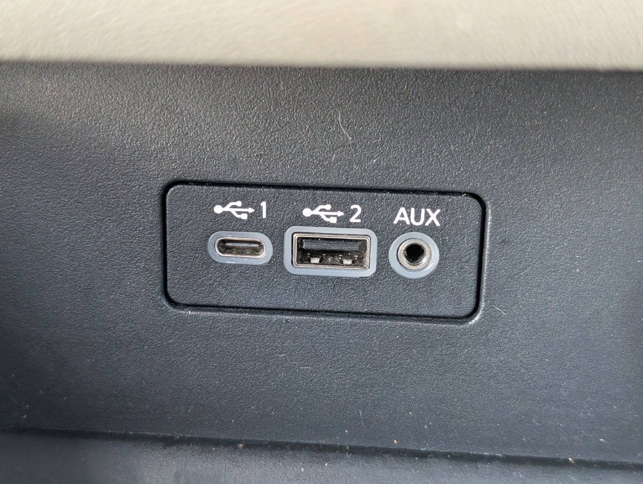 Used 2025 Nissan Altima 2.5 SV FWD image 18
