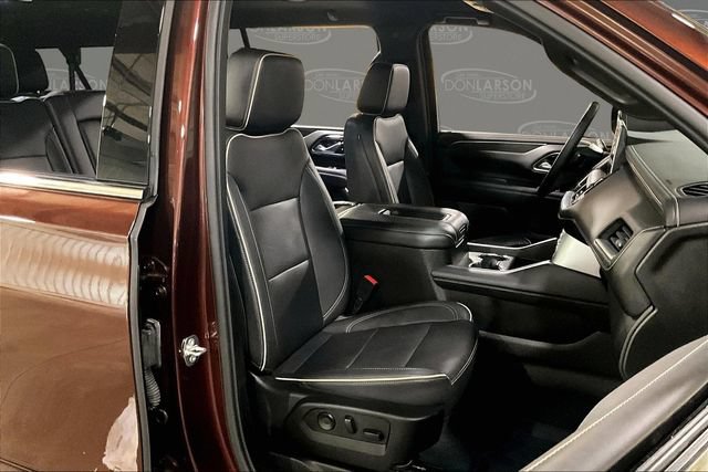 Used 2023 GMC Yukon XL SLT w/ SLT Luxury Package AWD/4WD image 15
